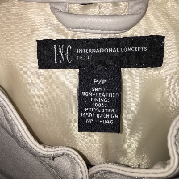 Stunning jacket - Picture 5 of 6